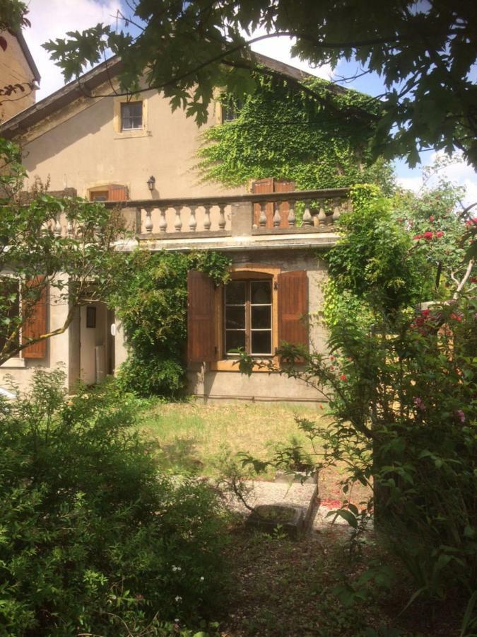 Gîte 100m2, jardin privé, 3 chambres à Mondelange Exterior foto