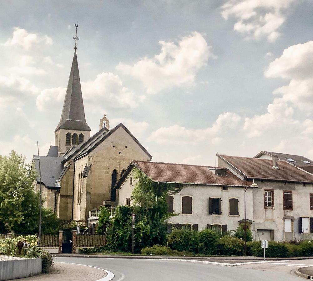 Gîte 100m2, jardin privé, 3 chambres à Mondelange Exterior foto